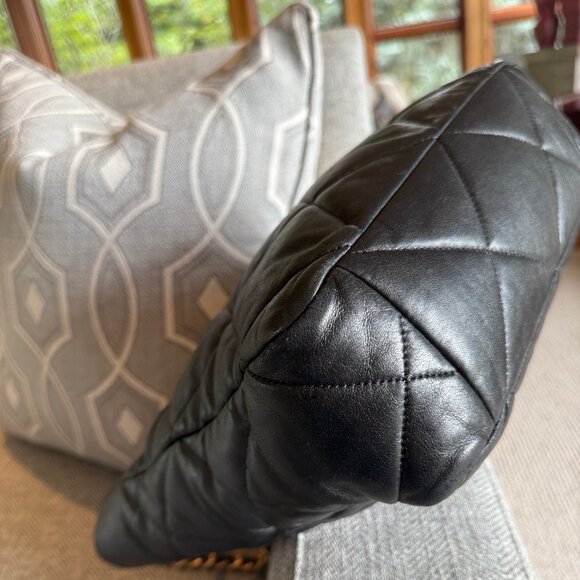 Chanel 19 shopping bag black quilted lambskin leather tote - Picture 5 of 16